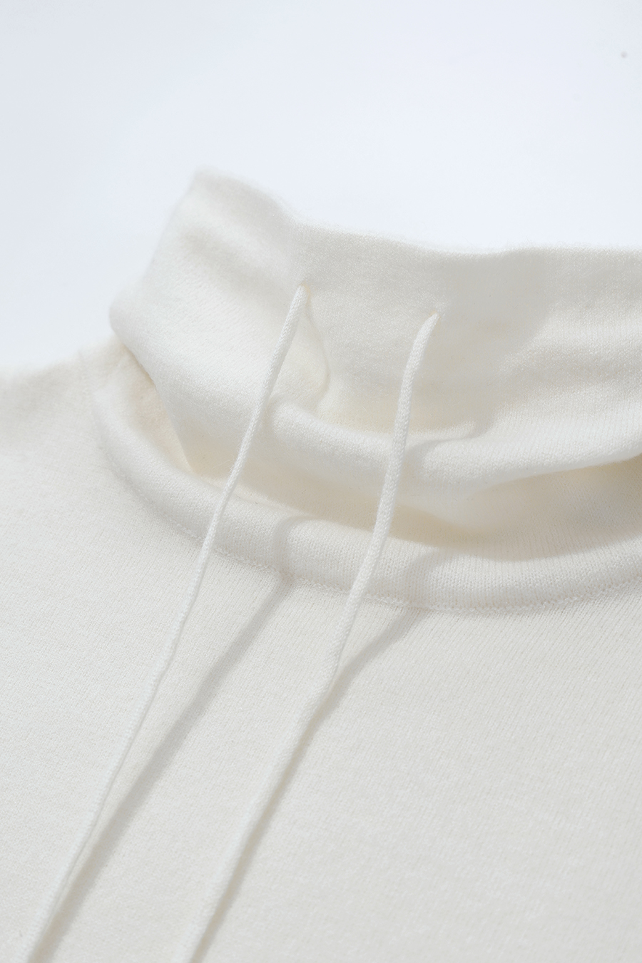 Drawstring Cowl Neck Sweater|AMII