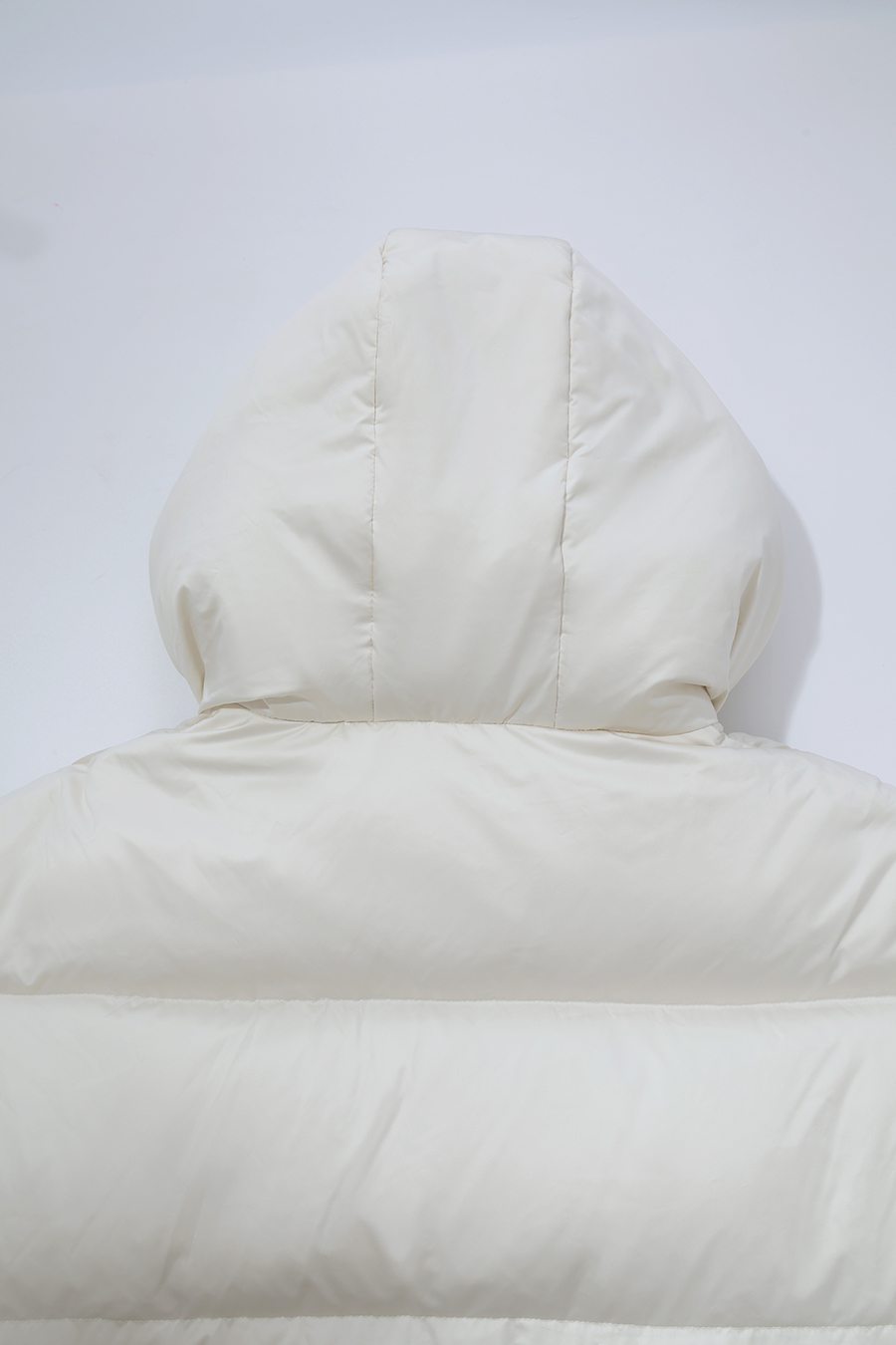 Hooded Down Jacket with Embossed Leather Patch|AMII
