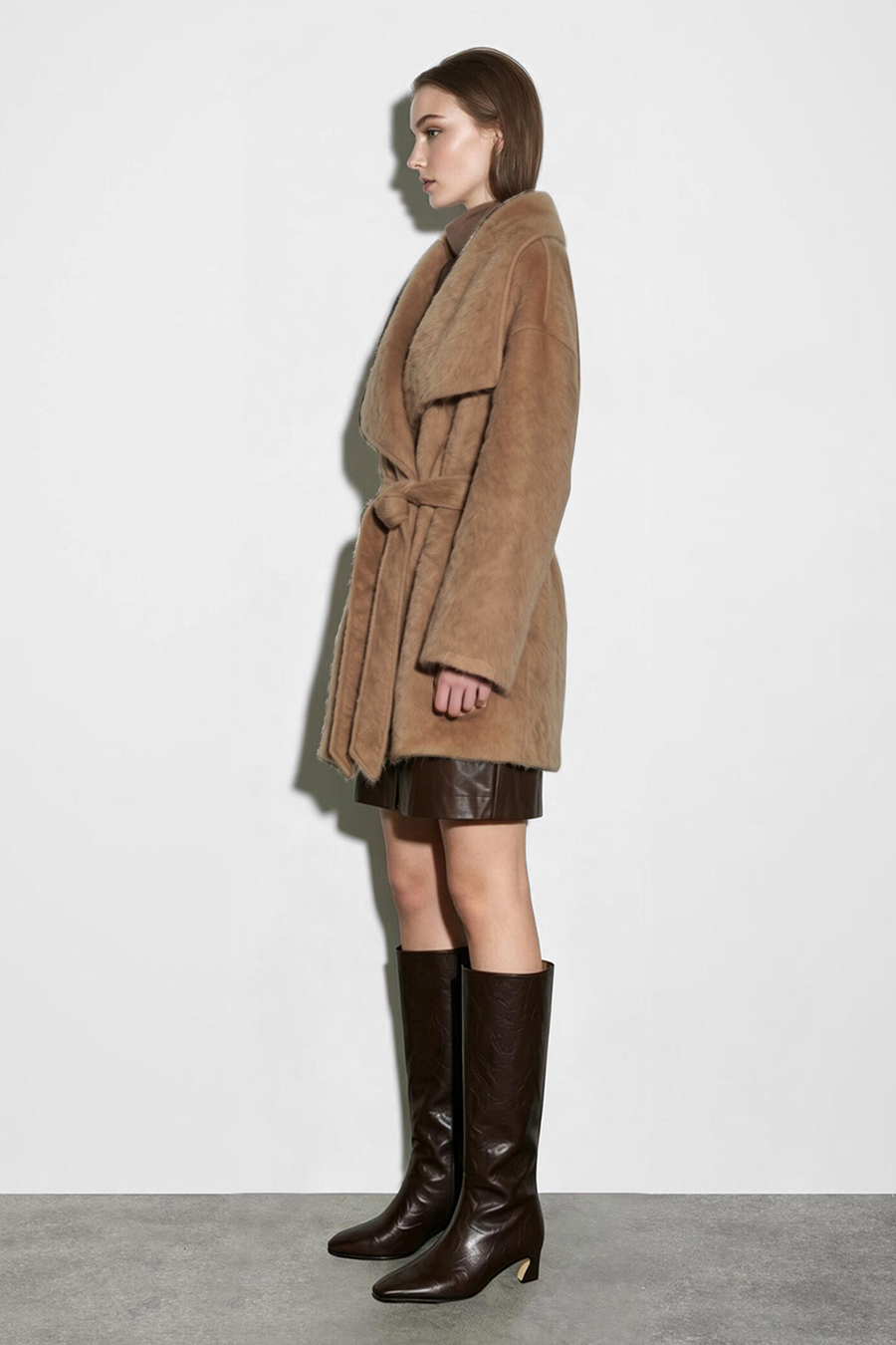 Belted Wool Coat with Lapel Collar|AMII