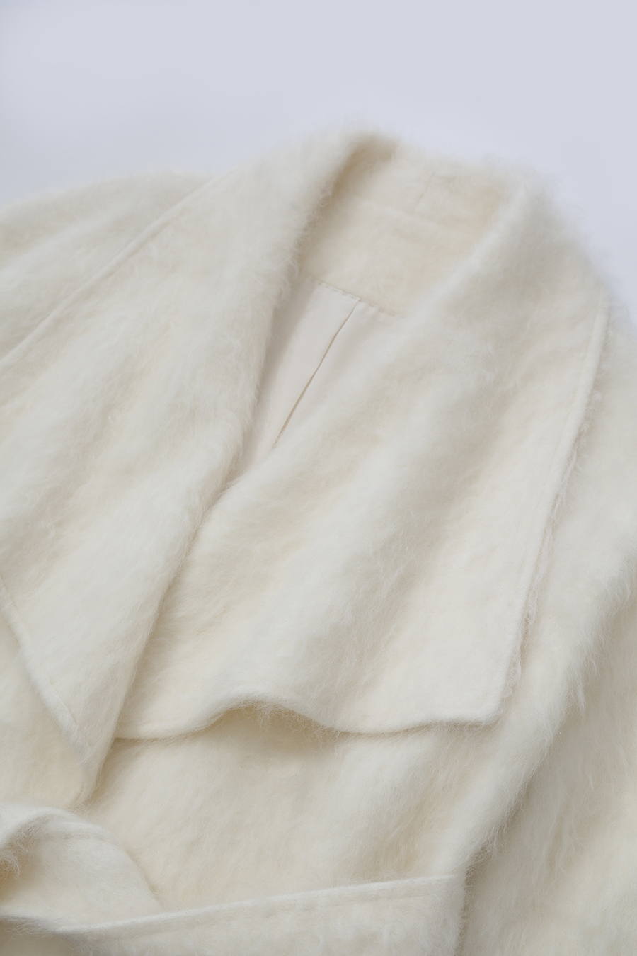 Belted Wool Coat with Lapel Collar|AMII