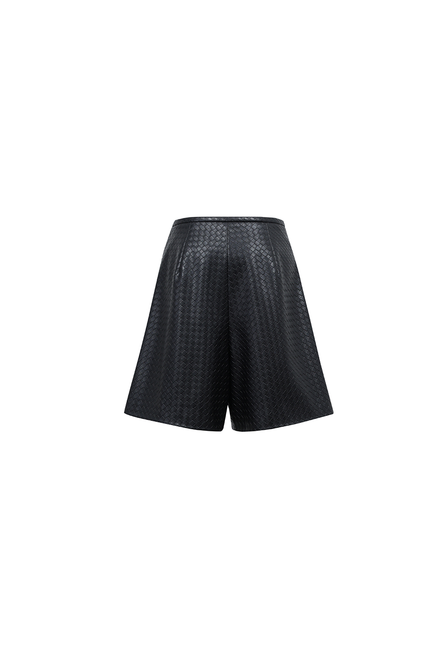 Textured Eco‑Leather Shorts|AMII