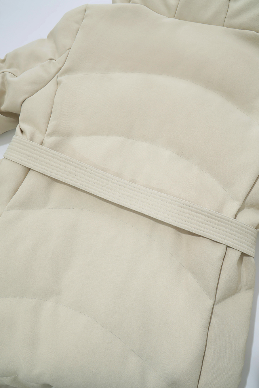 Hooded Belted Down Jacket|AMII