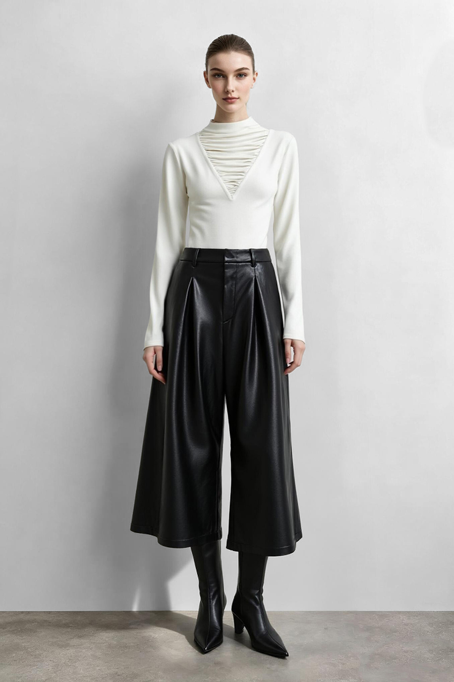 Slouchy Mock Neck T-Shirt|AMII