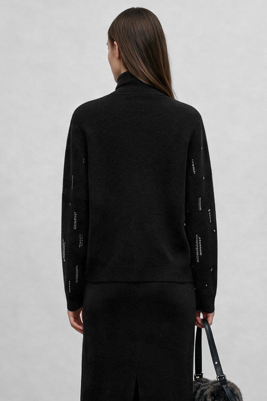 Tube Bead & Sequin Embellished Sweater|AMII