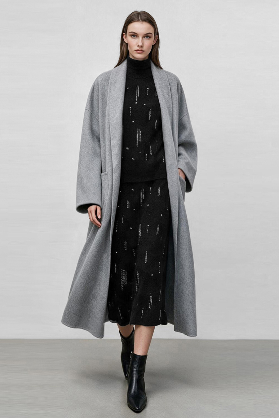Beaded Embroidered Slit Skirt|AMII