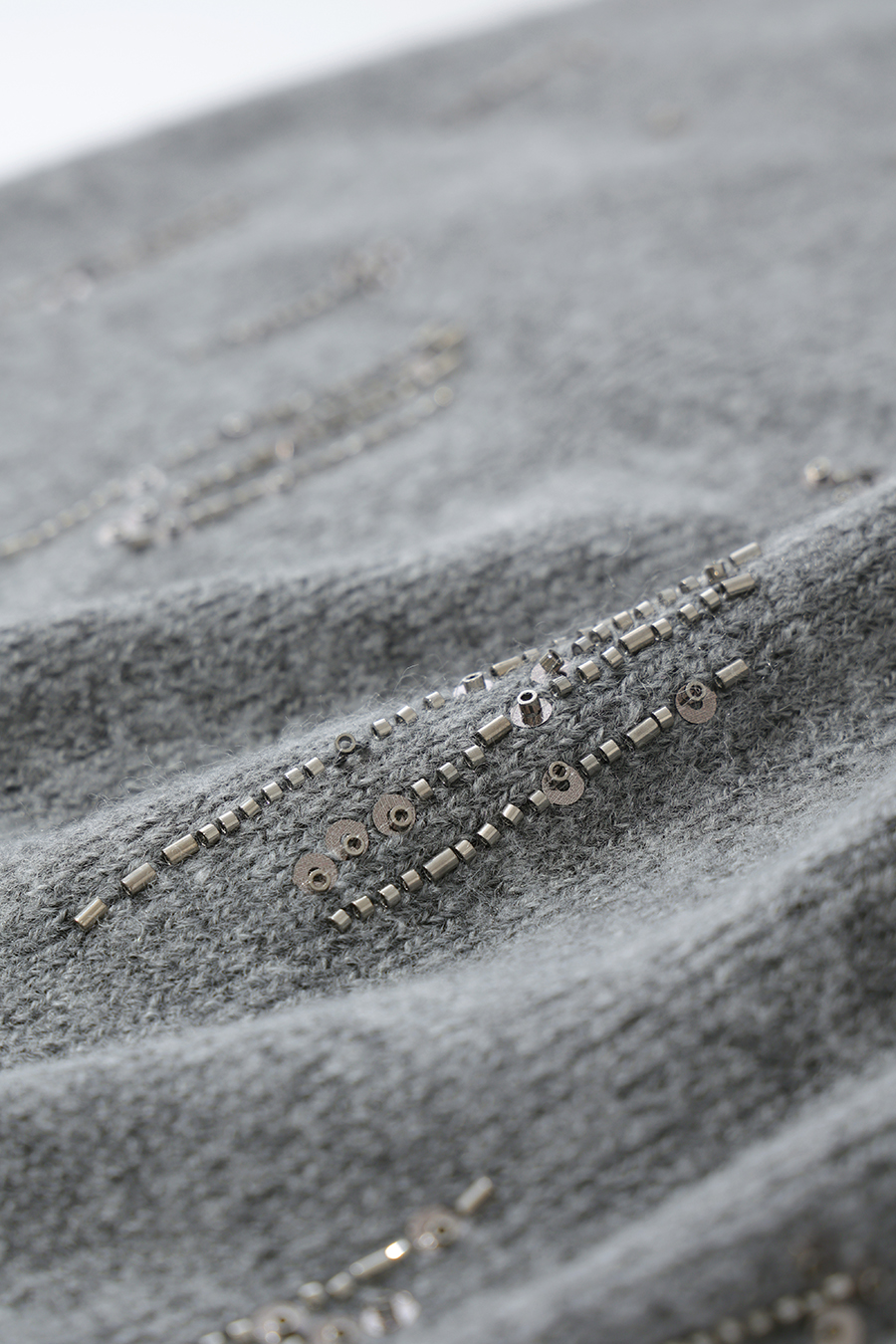 Beaded Embroidered Slit Skirt|AMII