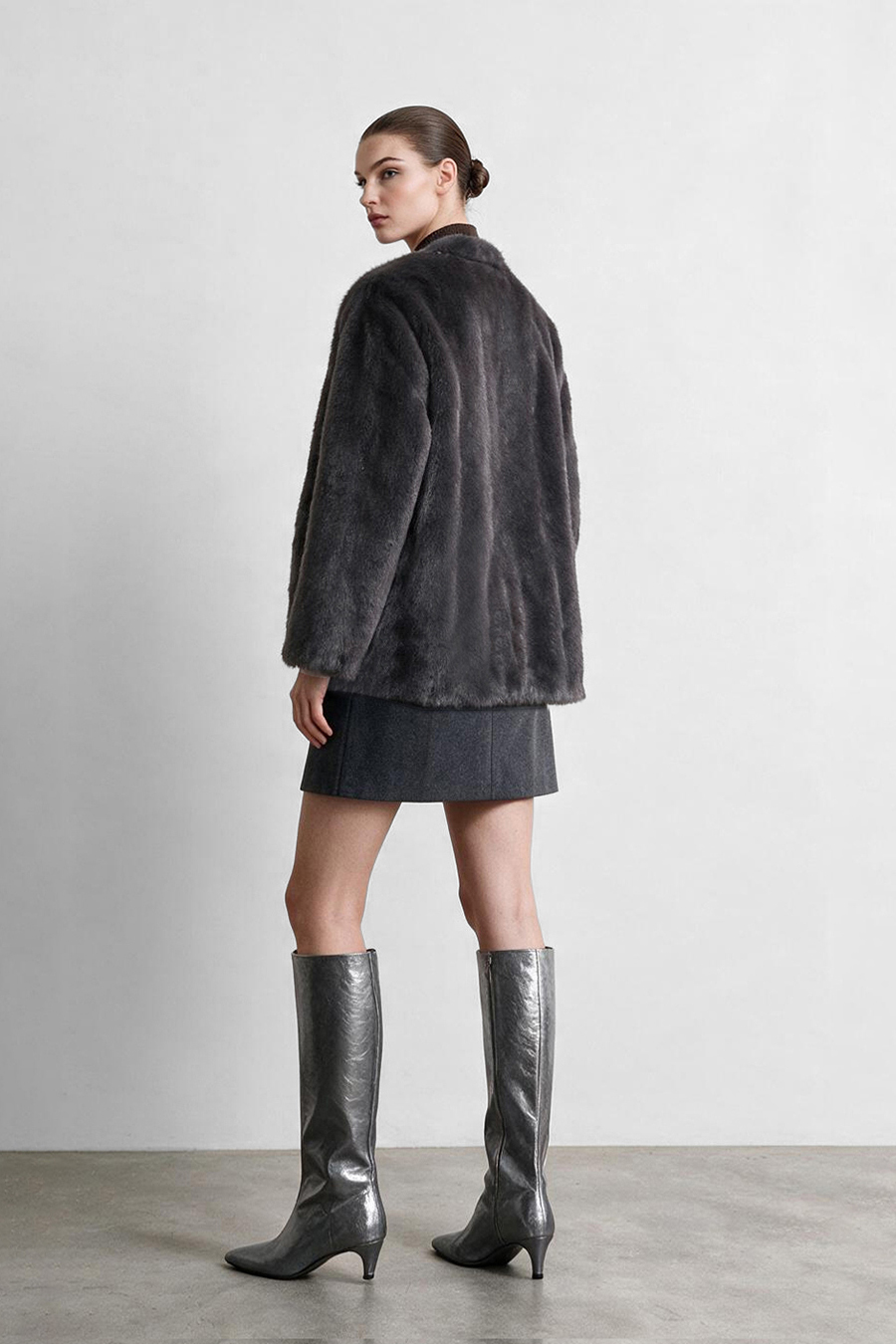 Light Luxury V-Neck Eco Fur Coat|AMII