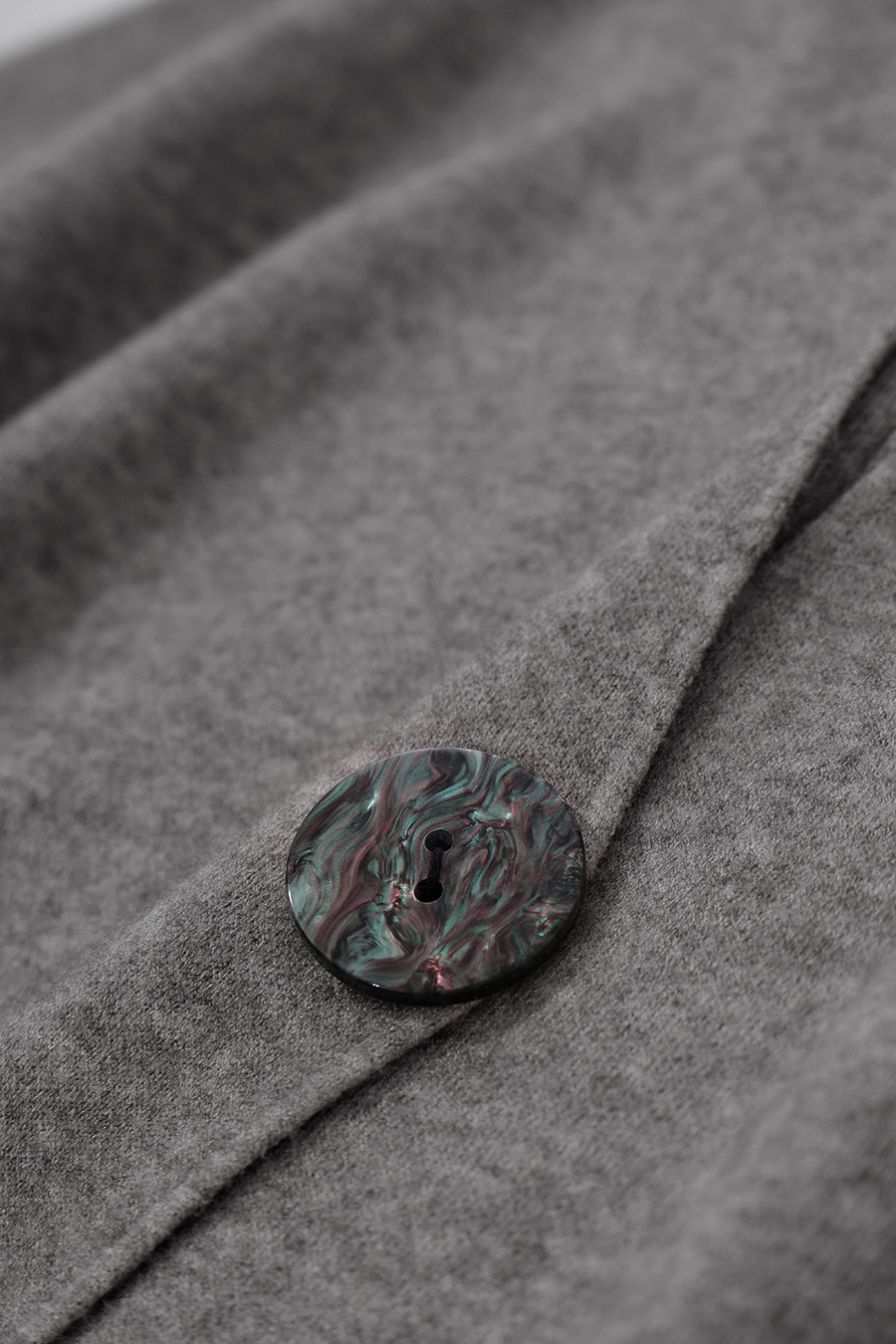 Loose V-Neck Knit Cardigan|AMII