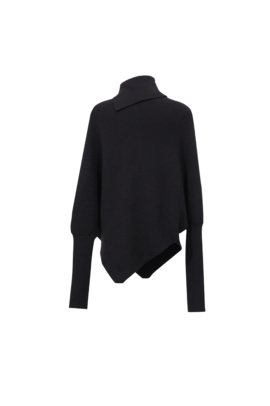 Relaxed Slanted Turtleneck Knit Sweater|AMII