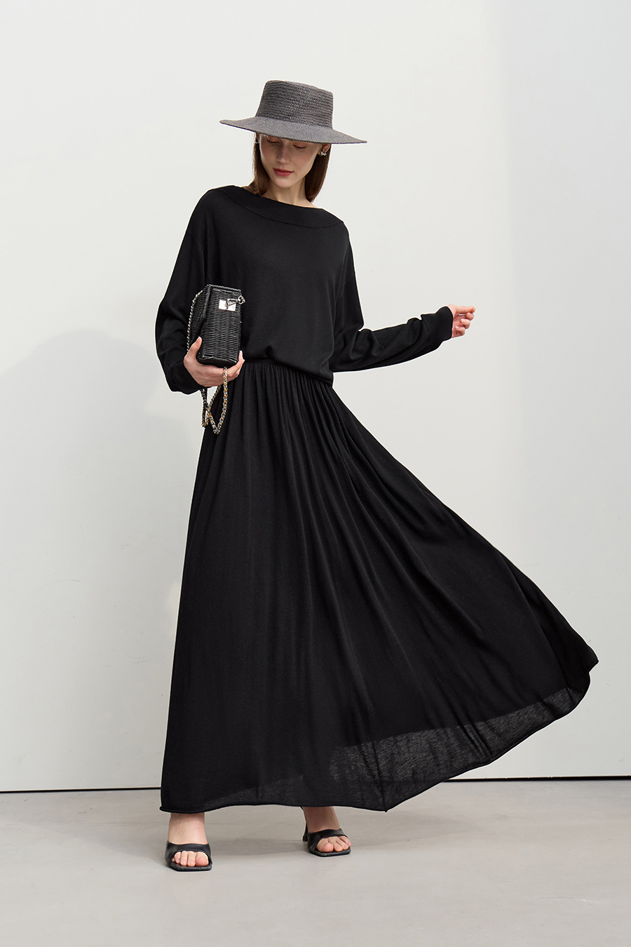 Loose Long Knitted Skirt