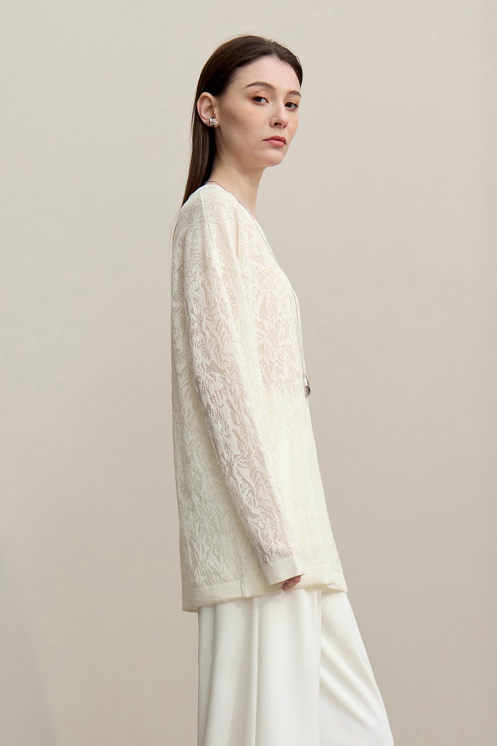 Round Neck Jacquard Knit Sweater
