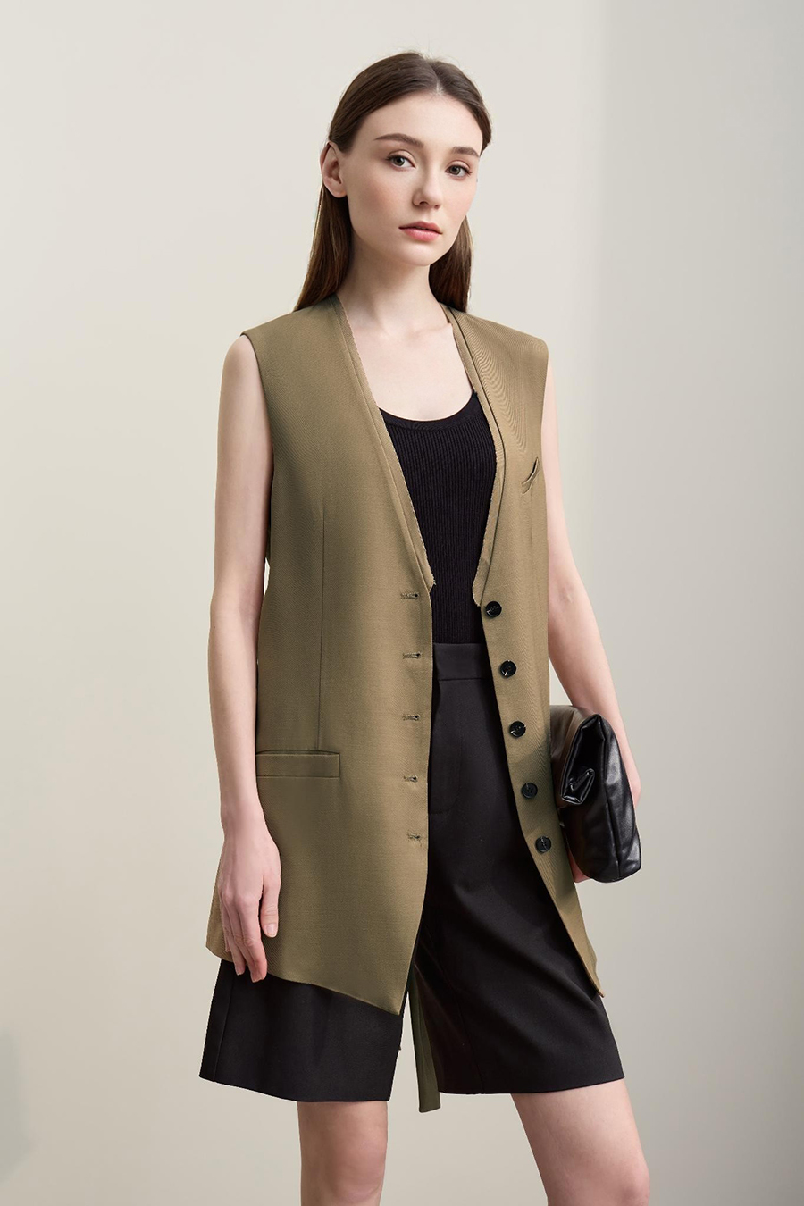 V-neck mid-length waistcoat|AMII