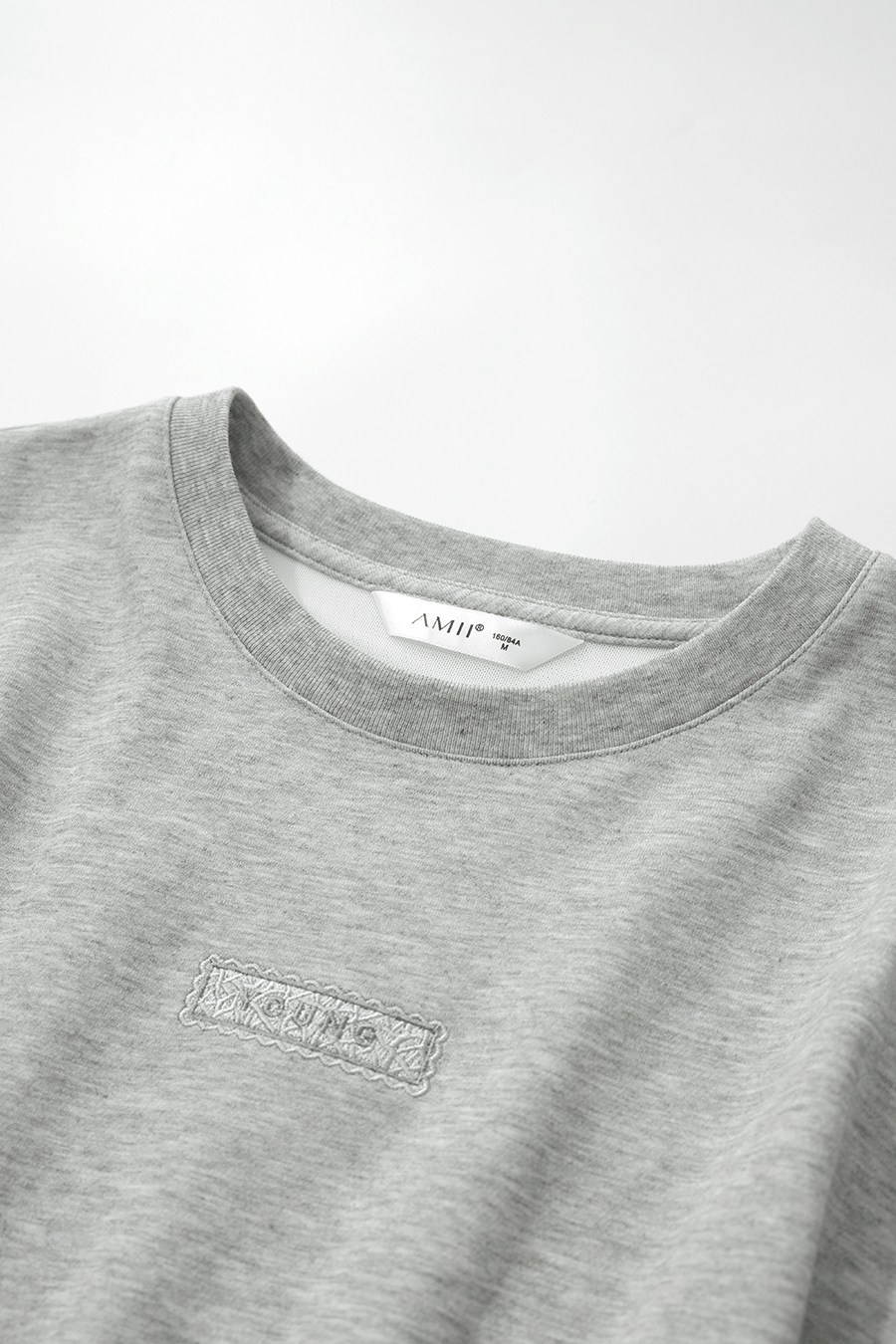 Round Neck Lantern Sleeve T-Shirt|AMII