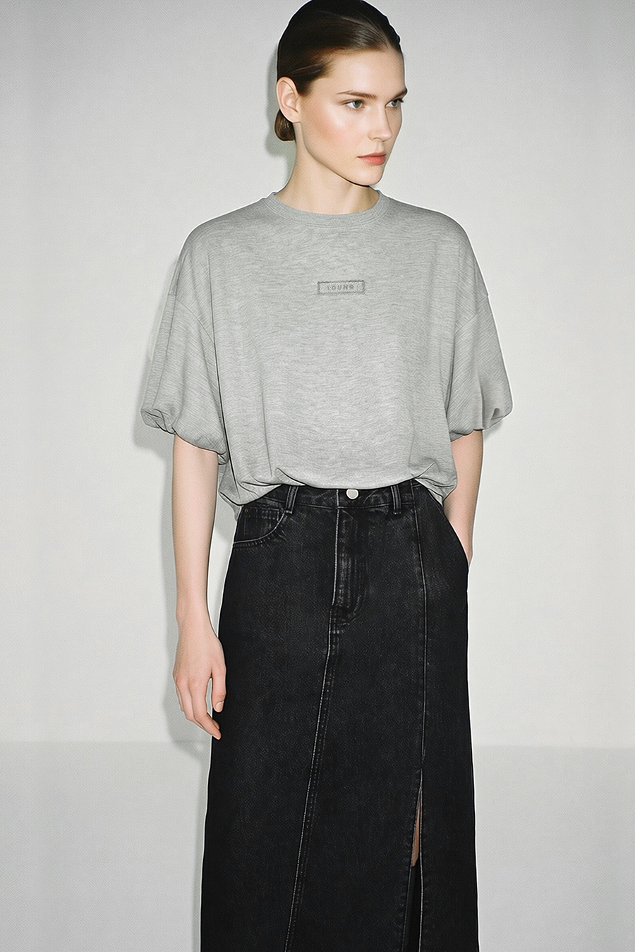 Round Neck Lantern Sleeve T-Shirt|AMII