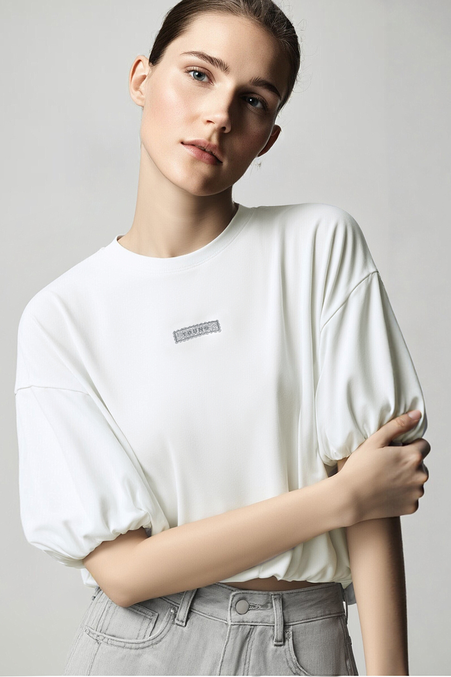 Round Neck Lantern Sleeve T-Shirt|AMII