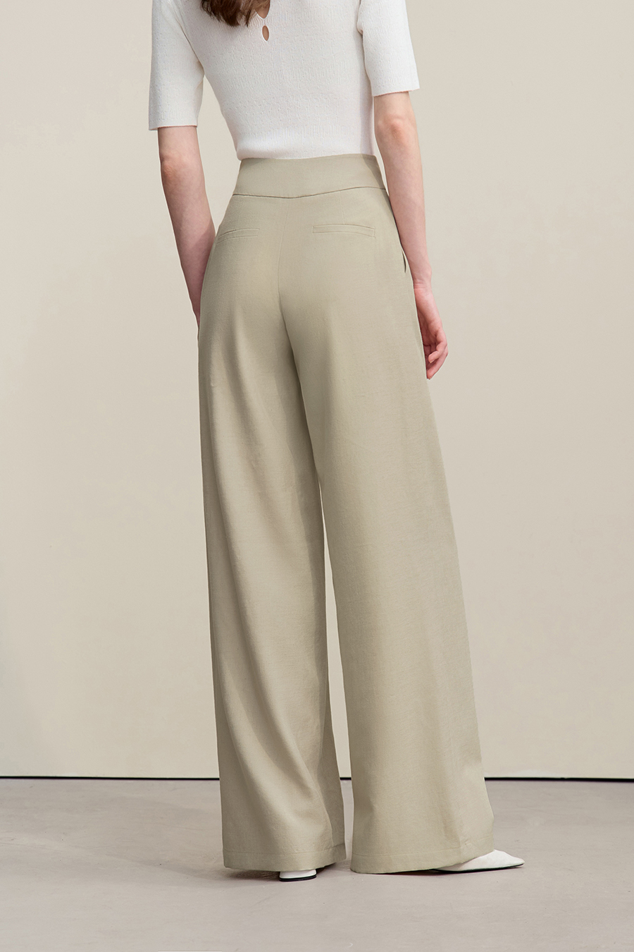 Beaded Brooch Casual Pants
