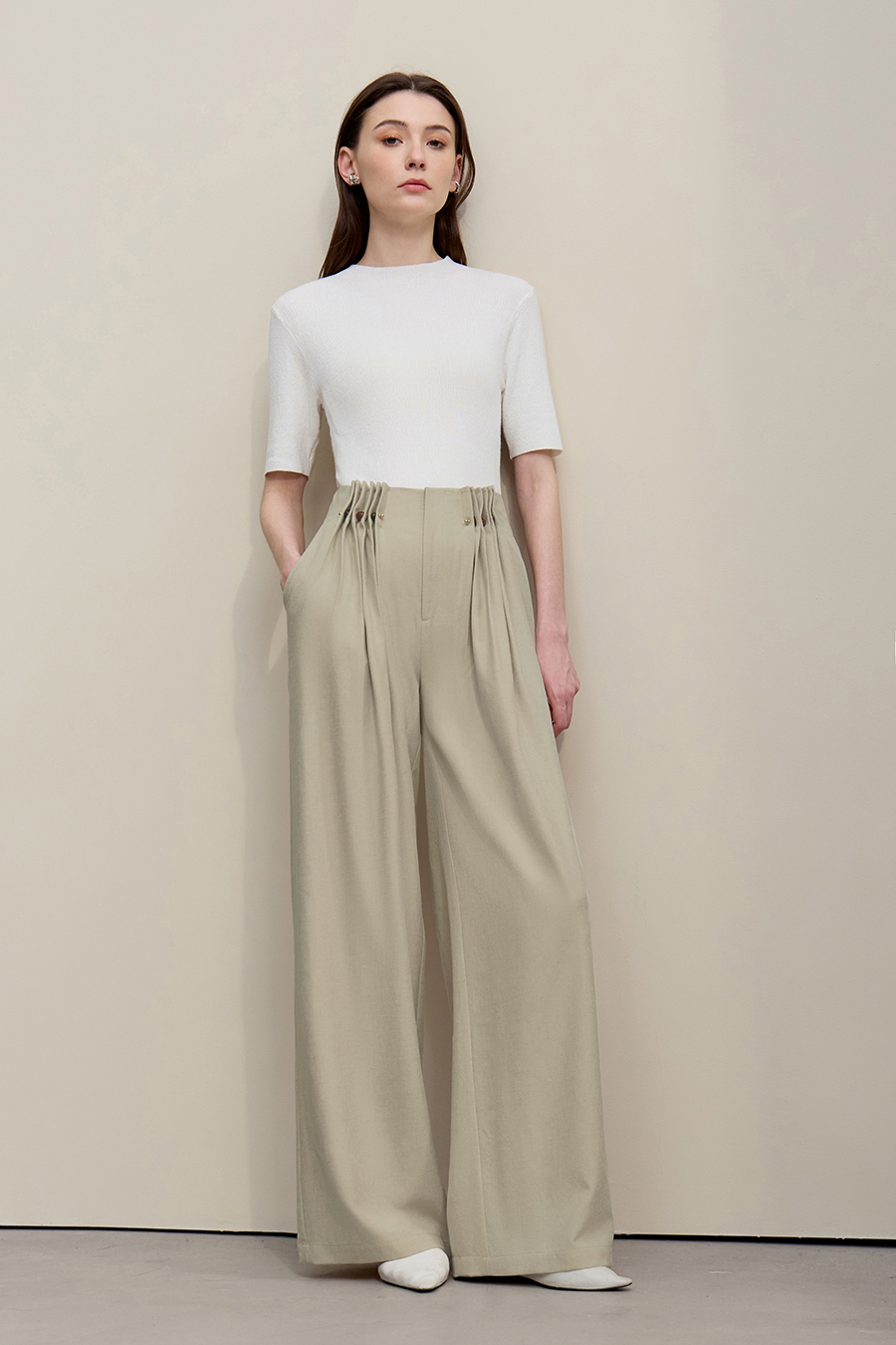 Beaded Brooch Casual Pants