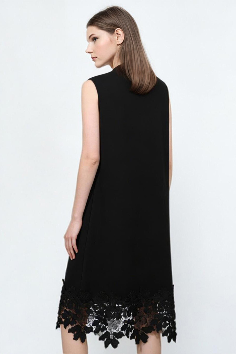 Lace Spliced Crew Neck Dress