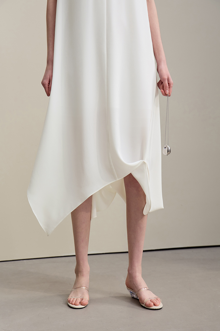 Irregular Gathered Dress|AMII
