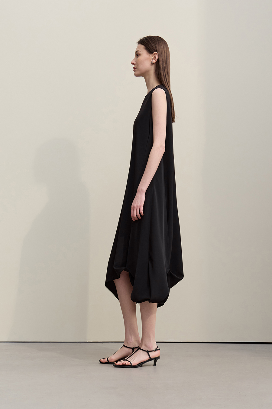 Irregular Gathered Dress|AMII
