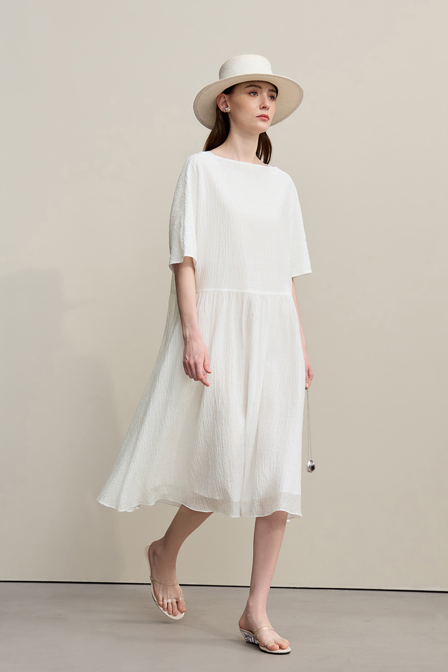 Off-the-Shoulder Three-Quarter Sleeve Dress|AMII