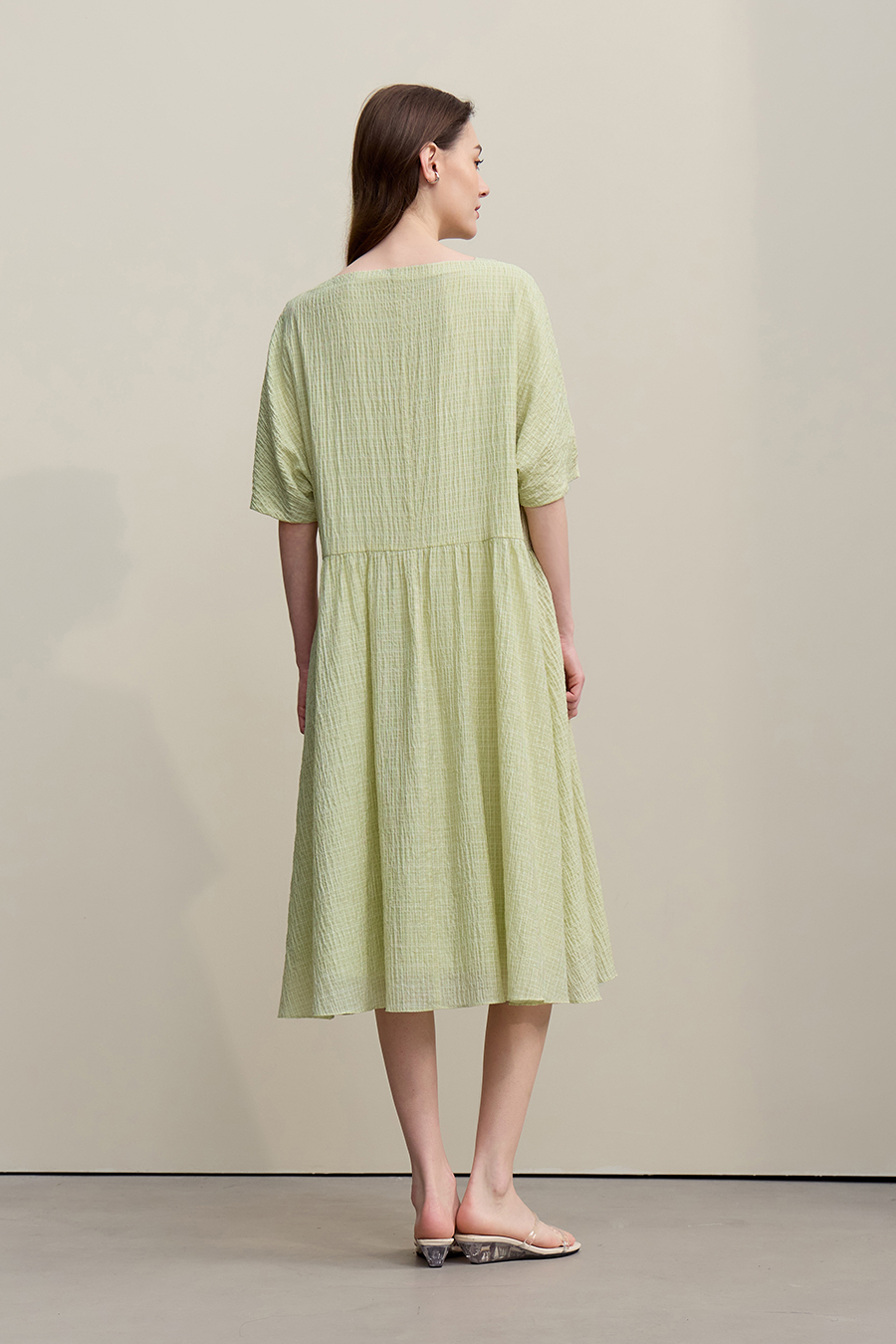 Off-the-Shoulder Three-Quarter Sleeve Dress|AMII