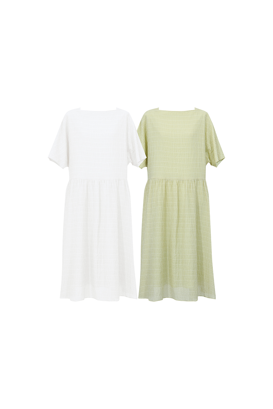 Off-the-Shoulder Three-Quarter Sleeve Dress|AMII