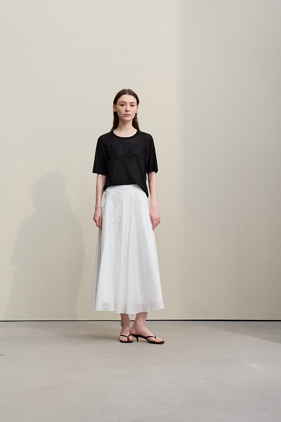 Lace Trim Knit Sweater|AMII