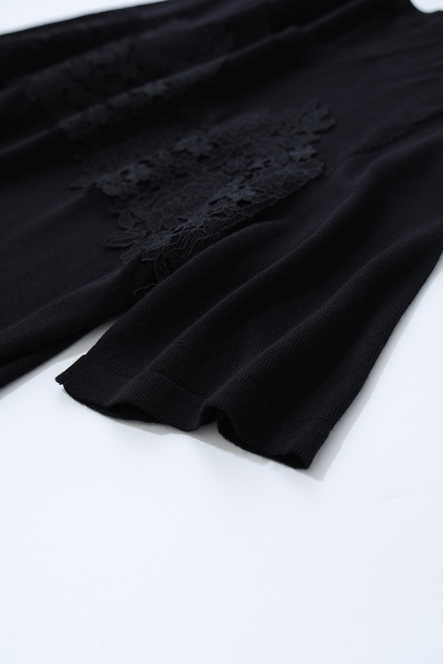 Lace Trim Knit Sweater|AMII