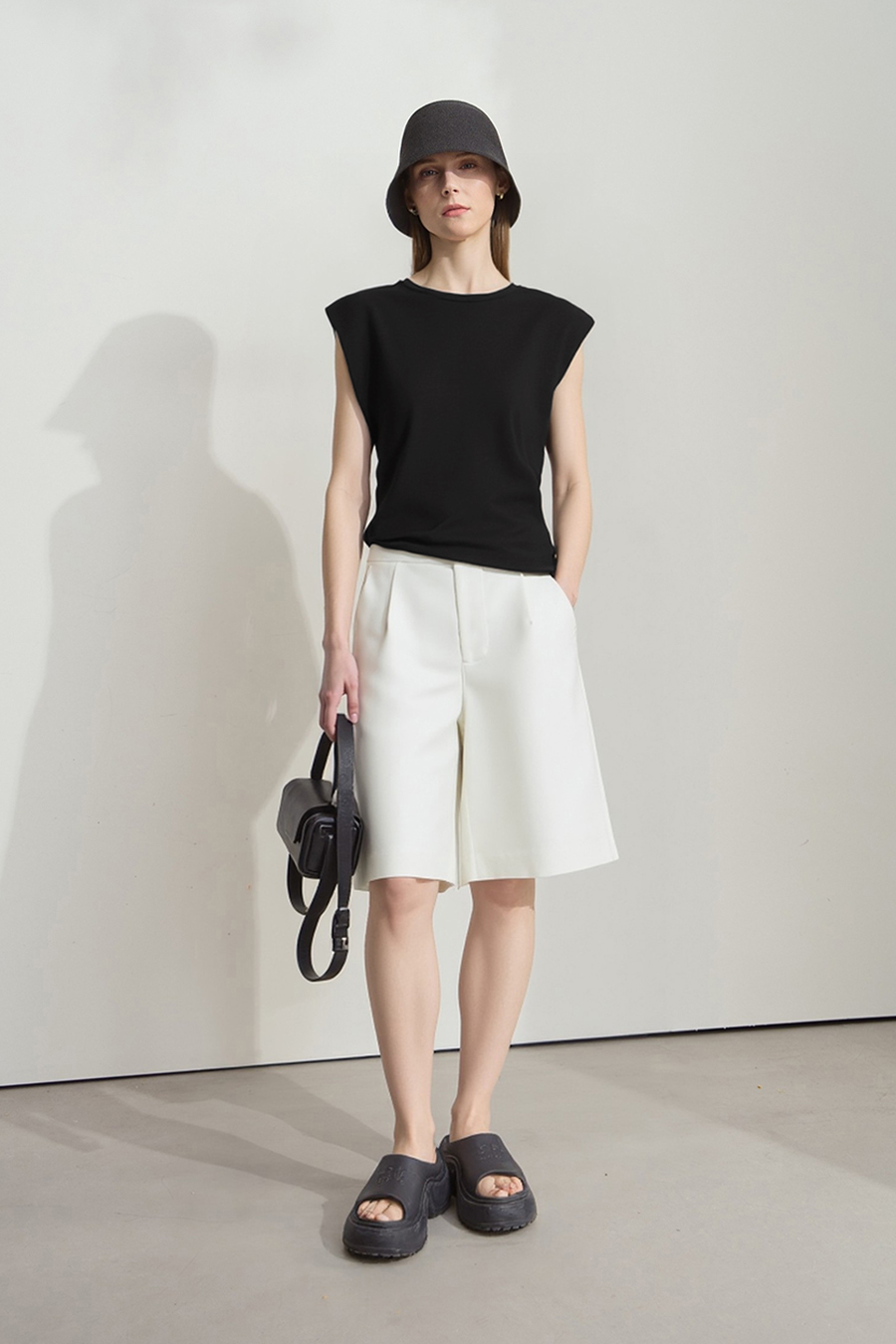 Wide Shoulder Ice Porcelain Cotton T-shirt