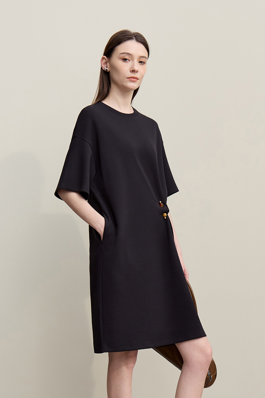 Decorative Brooch Dress|AMII