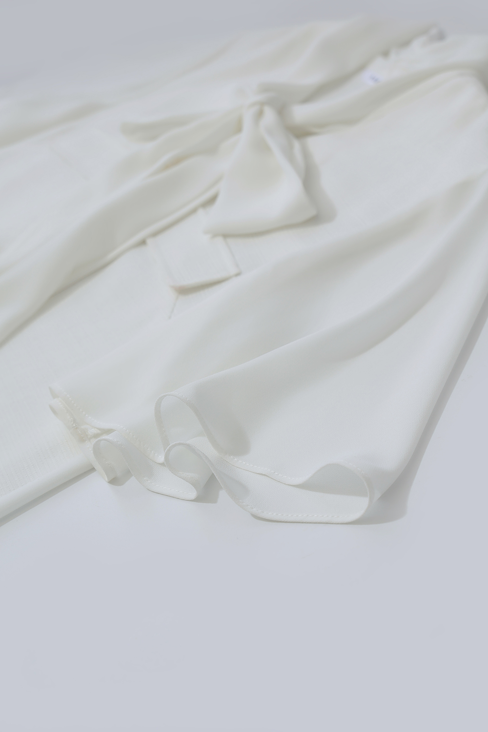 Contrast Fabric Spliced Chiffon Blouse|AMII