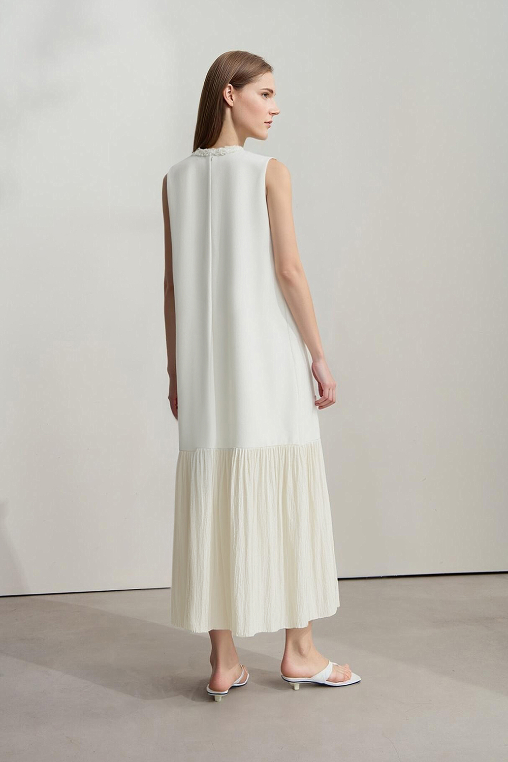 Elegant Contrast Fabric Dress