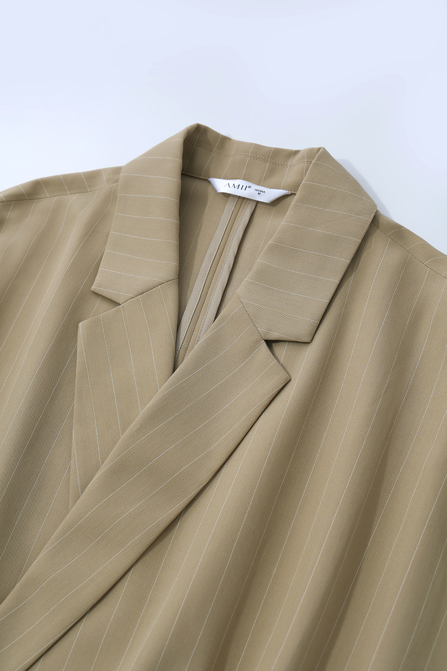 Blazer Collar Striped Dress|AMII
