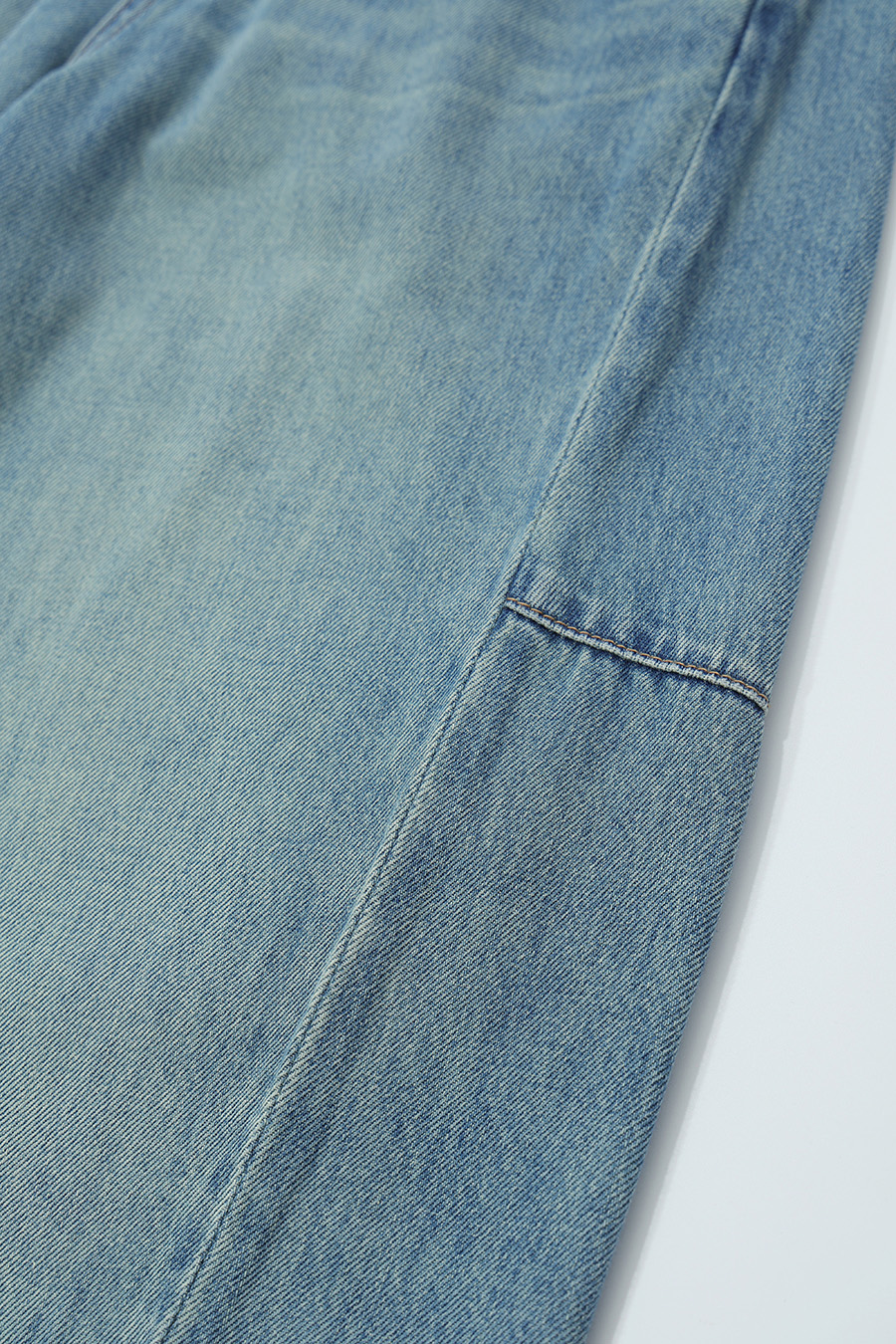 Letter Embroidered Denim Pants|AMII