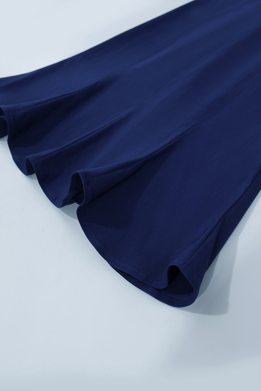 Round Neck Sleeveless Dress|AMII