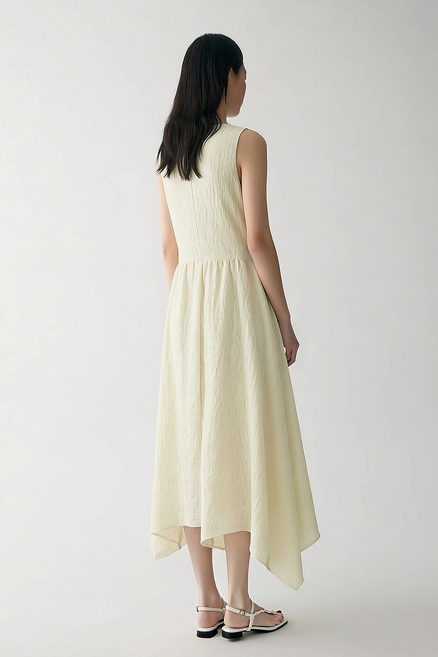 V-Neck Tie Dress|AMII