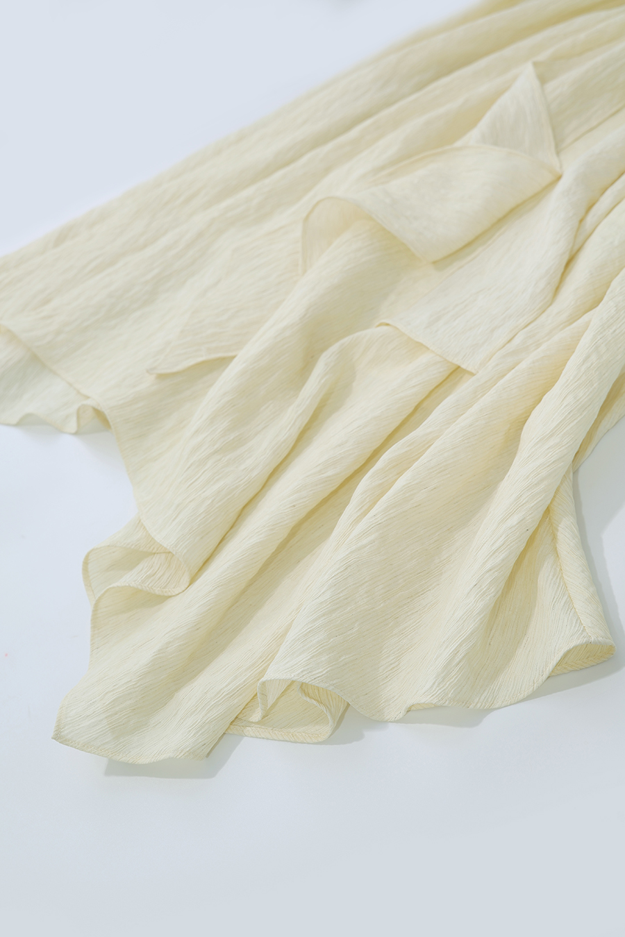 V-Neck Tie Dress|AMII