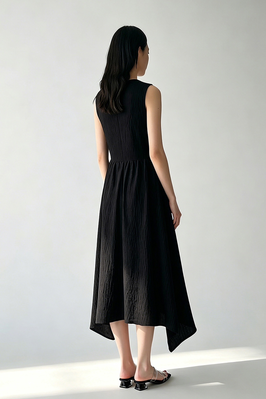 V-Neck Tie Dress|AMII