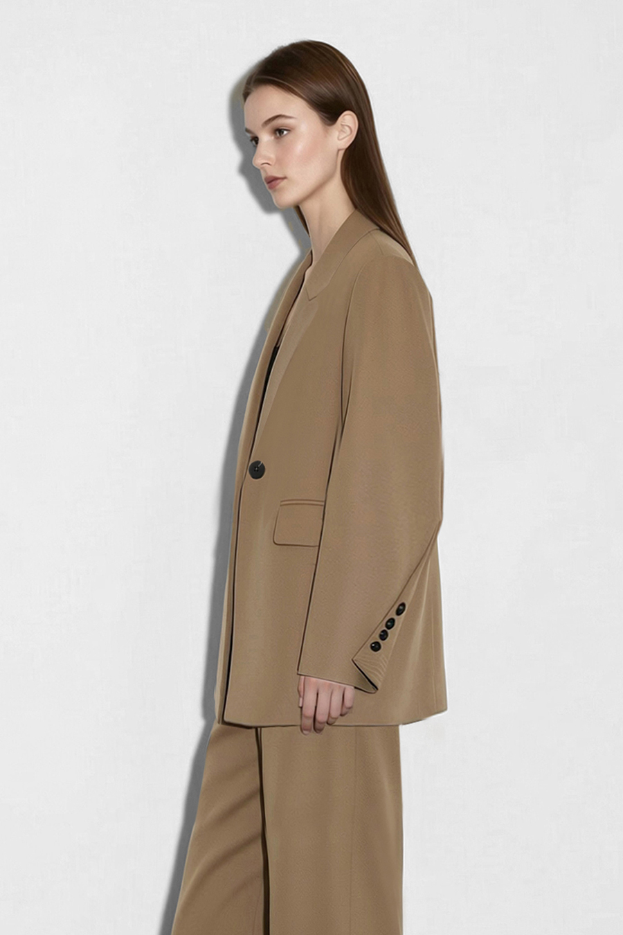 V‑neck wide‑shoulder loose suit|AMII