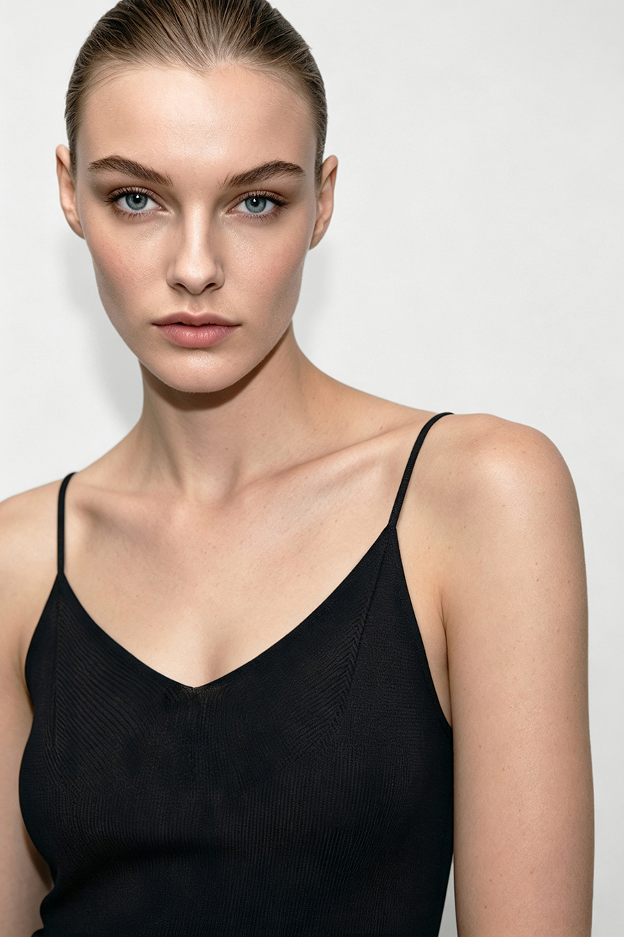 Rib V-Neck Knit Camisole | AMII