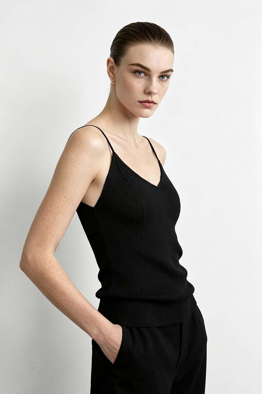 Rib V-Neck Knit Camisole | AMII