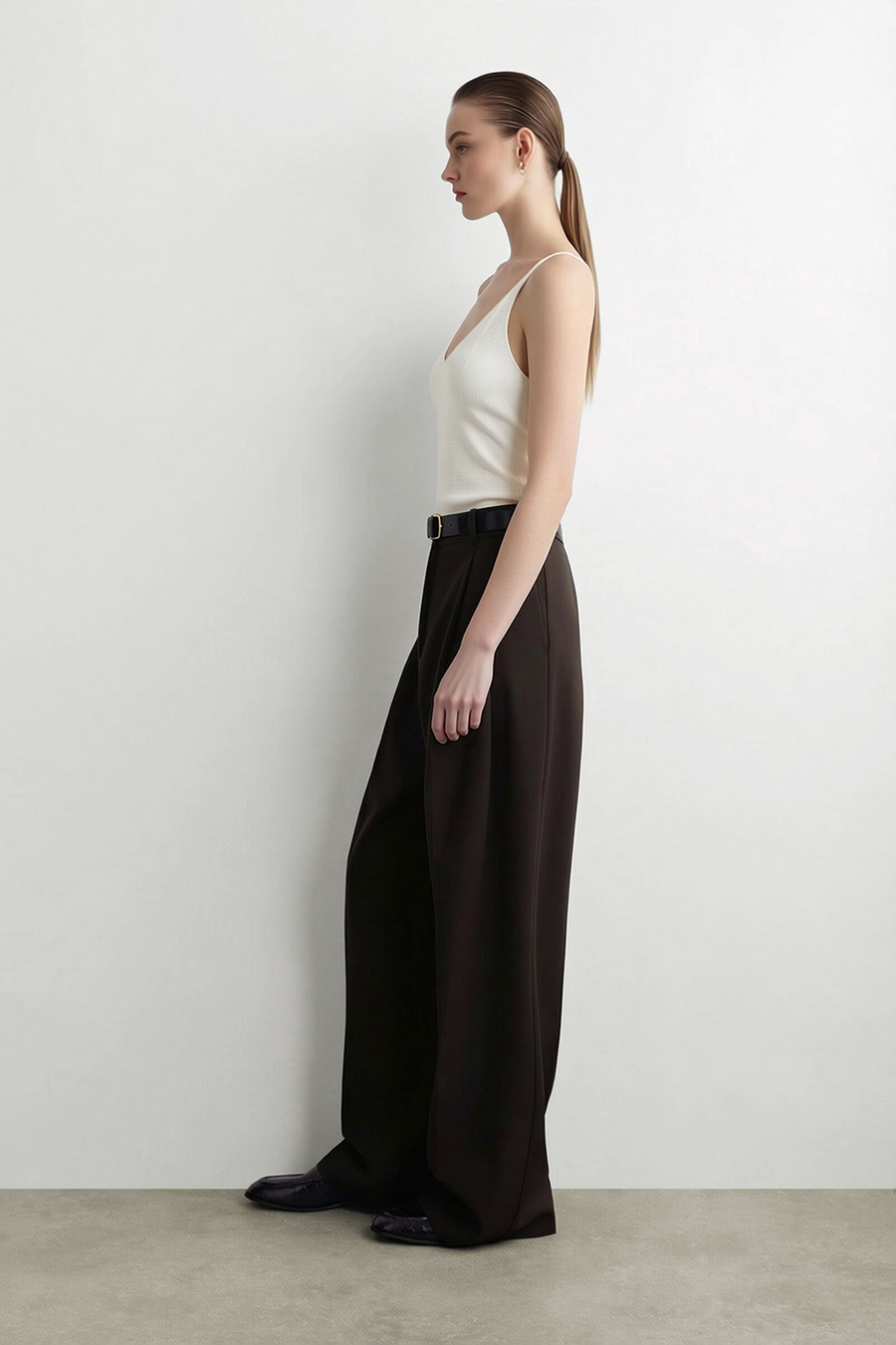 Rib V-Neck Knit Camisole | AMII