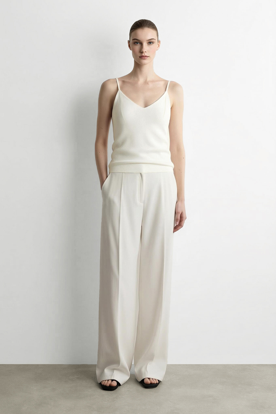 Rib V-Neck Knit Camisole | AMII