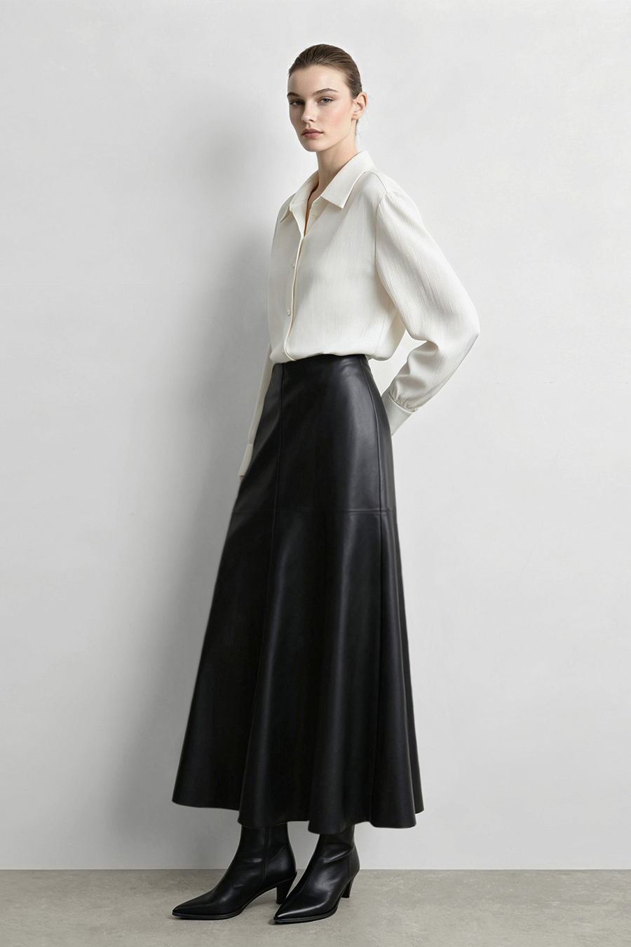 Eco‑Faux Leather Skirt|AMII