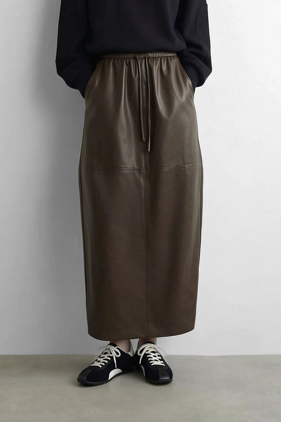 Eco Vegan Leather Skirt|AMII