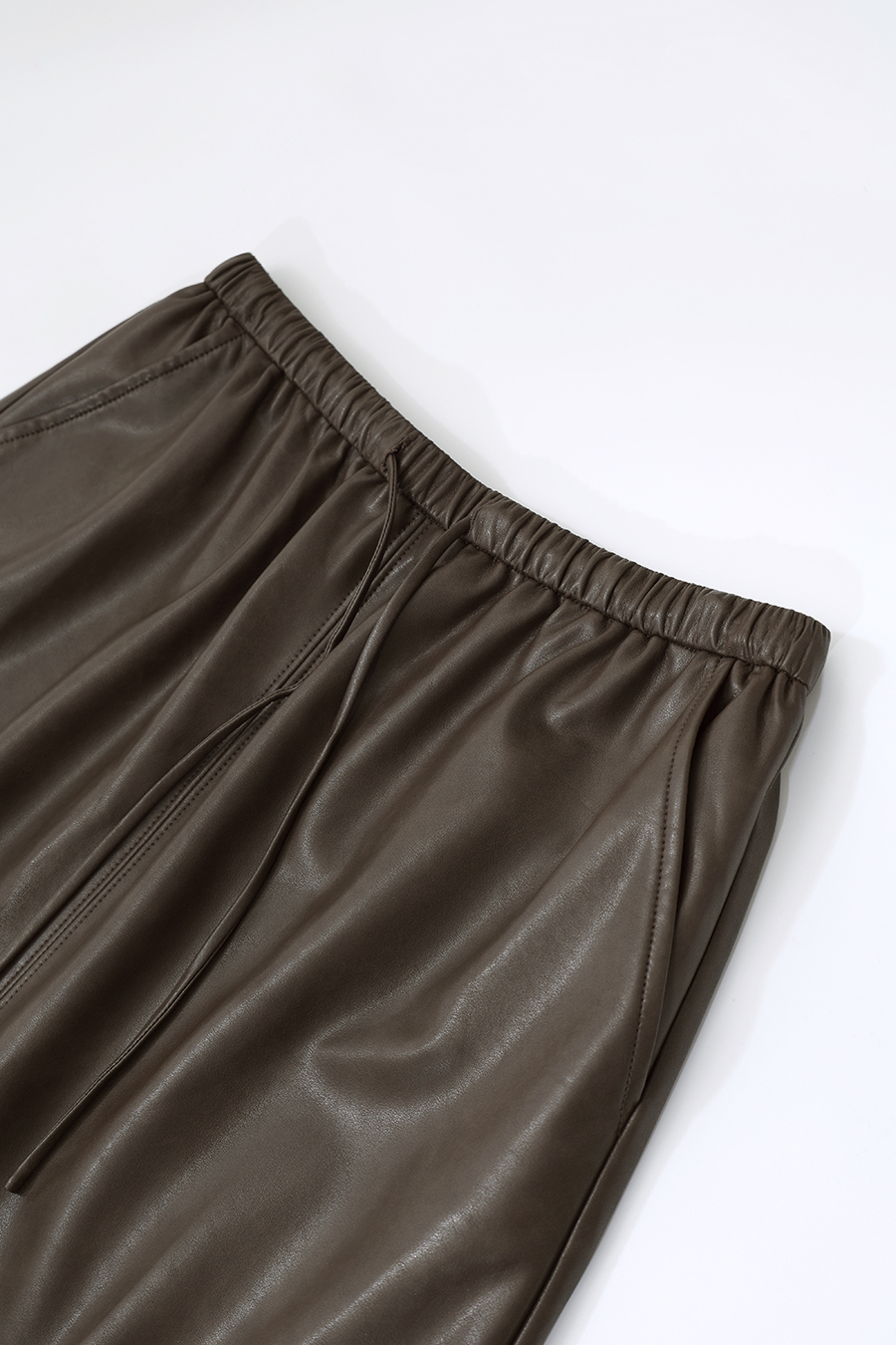 Eco Vegan Leather Skirt|AMII