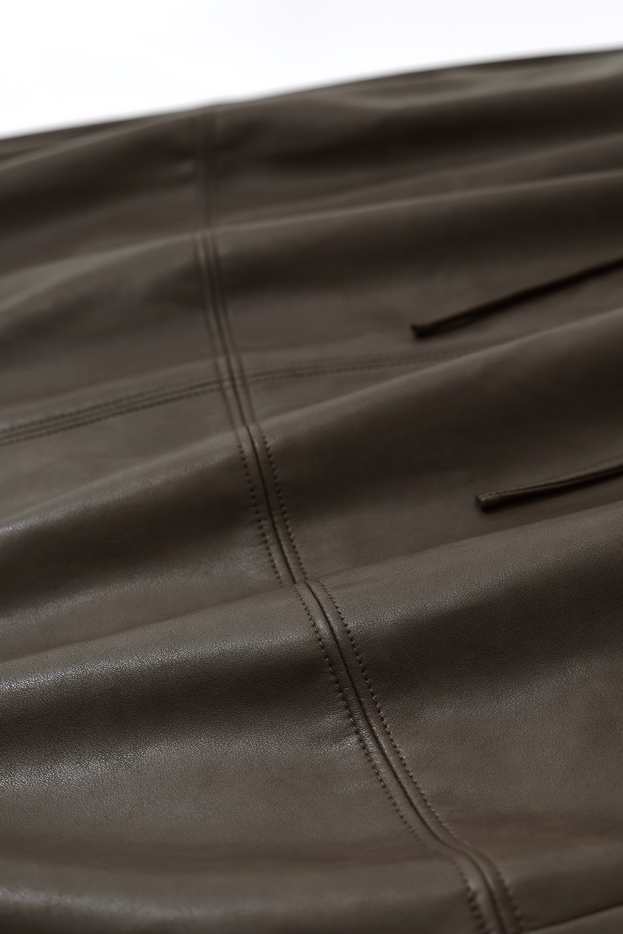 Eco Vegan Leather Skirt|AMII