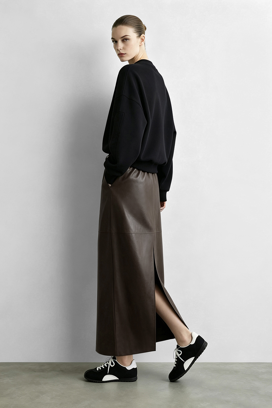 Eco Vegan Leather Skirt|AMII