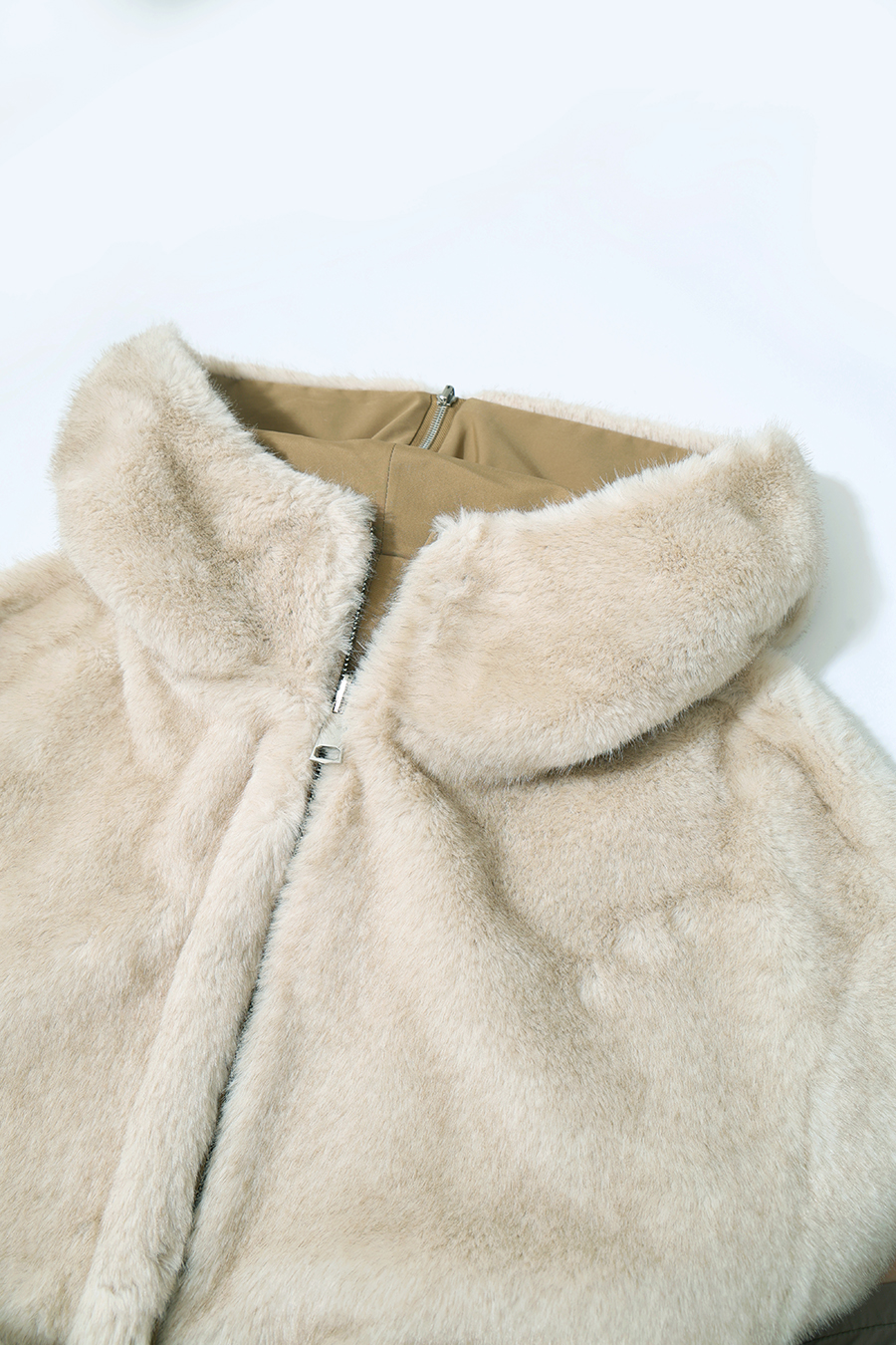 Reversible Eco Fur|AMII